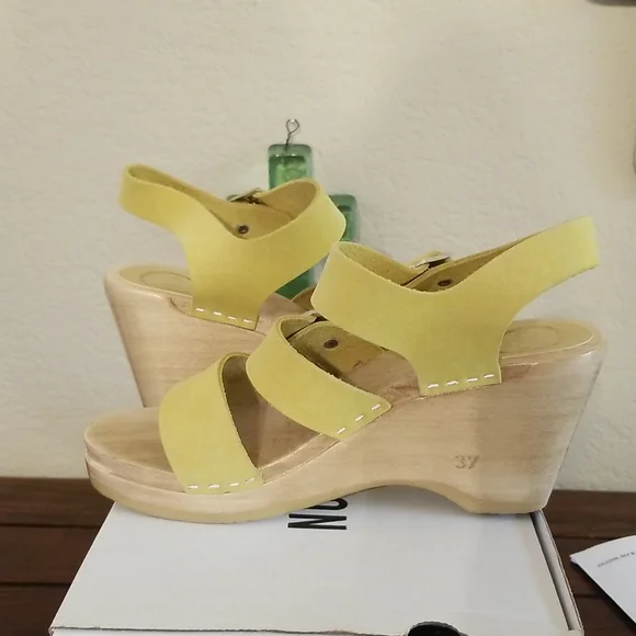 No. 6 Clog Sandals - Picture 6 of 14